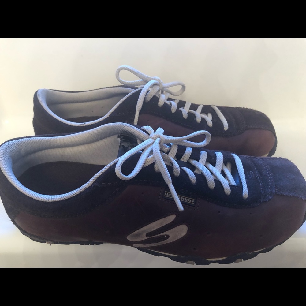 Skechers